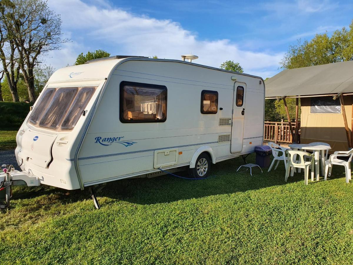 Camping Du Puy Rond Бресюр Екстериор снимка