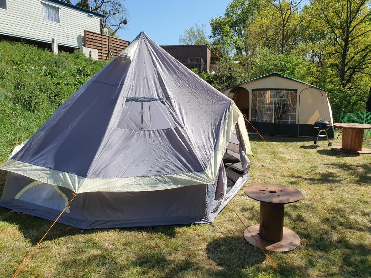 Camping Du Puy Rond Бресюр Екстериор снимка
