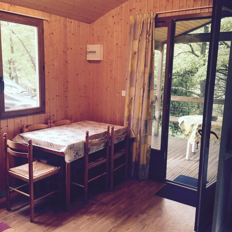 Camping Du Puy Rond Бресюр Стая снимка