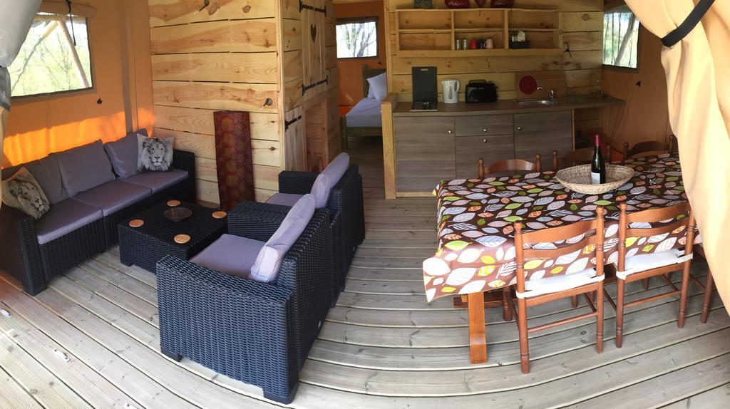 Camping Du Puy Rond Бресюр Екстериор снимка