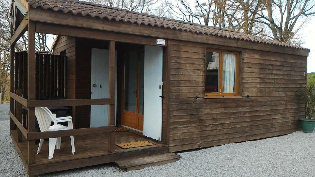 Camping Du Puy Rond Бресюр Екстериор снимка