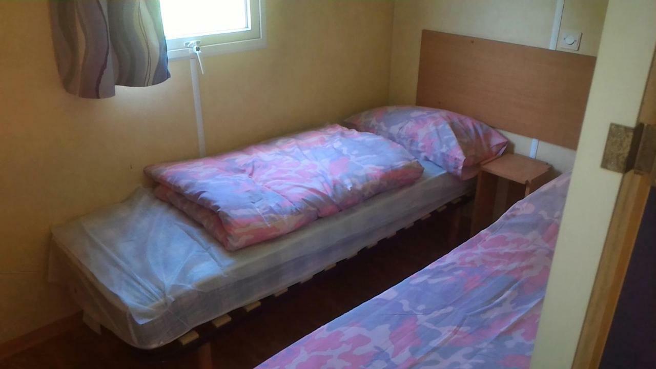 Camping Du Puy Rond Бресюр Екстериор снимка